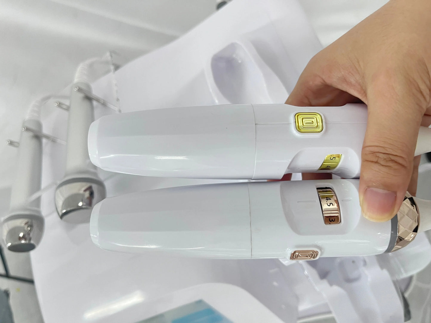 2025 New Portable Whitening  Tightening 4in1 Skin Rejuvenation Wrinkle Removal Ultrasound Machines Skin